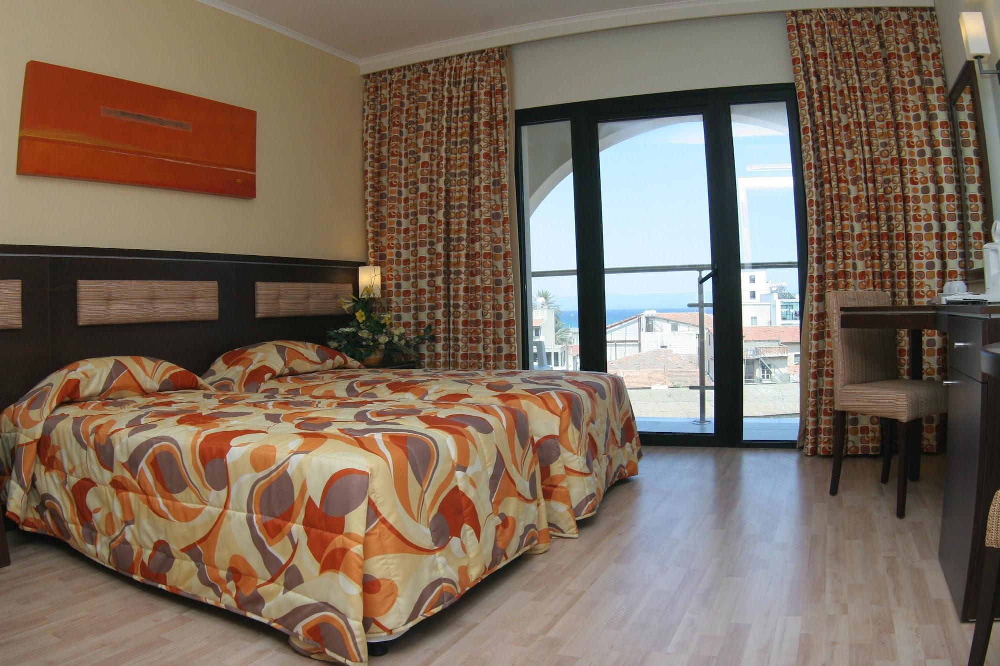Livadhiotis City Hotel Larnaca Luaran gambar